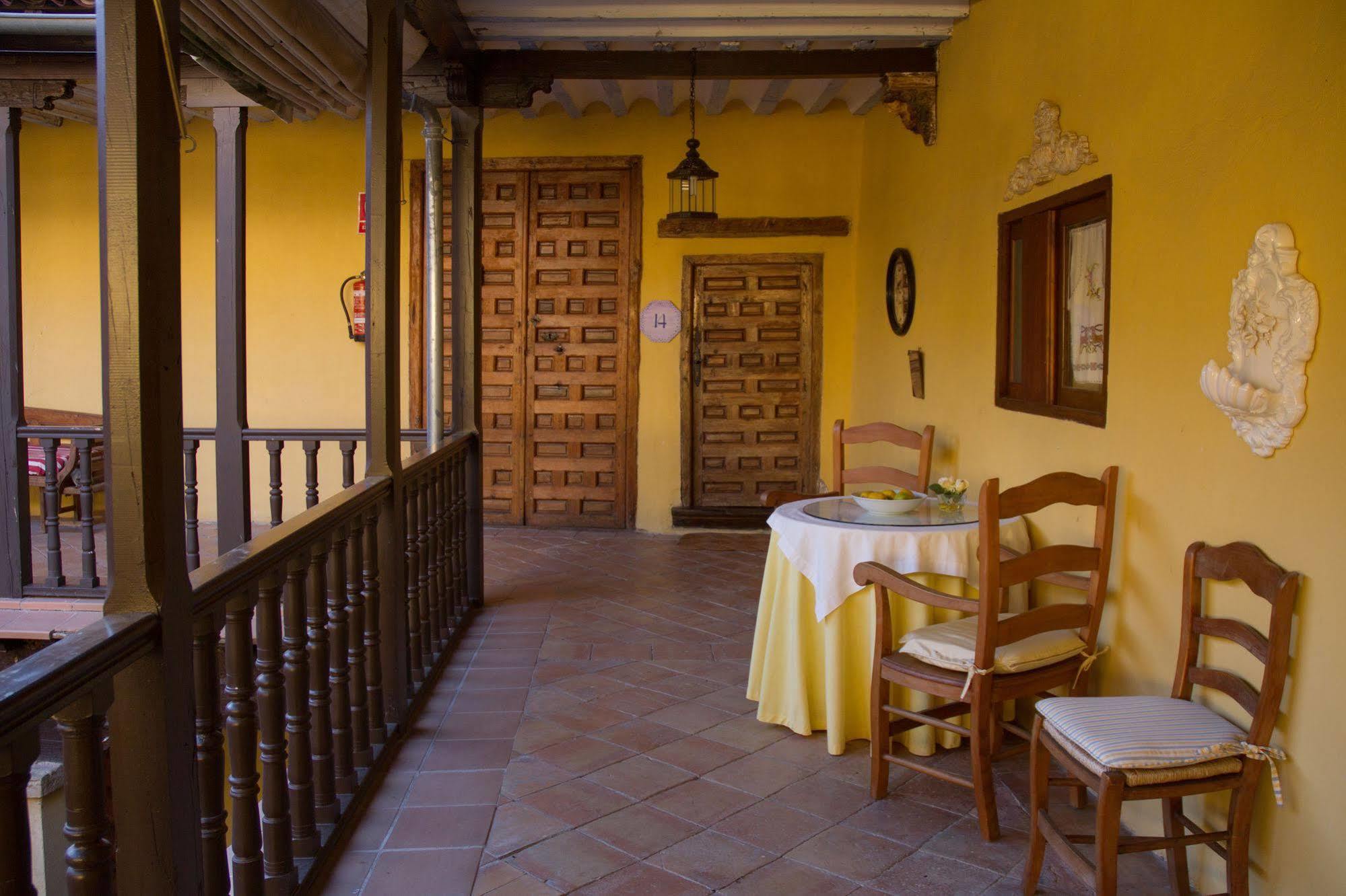 Casa Palacio Conde De Garcinarro Huete Dış mekan fotoğraf